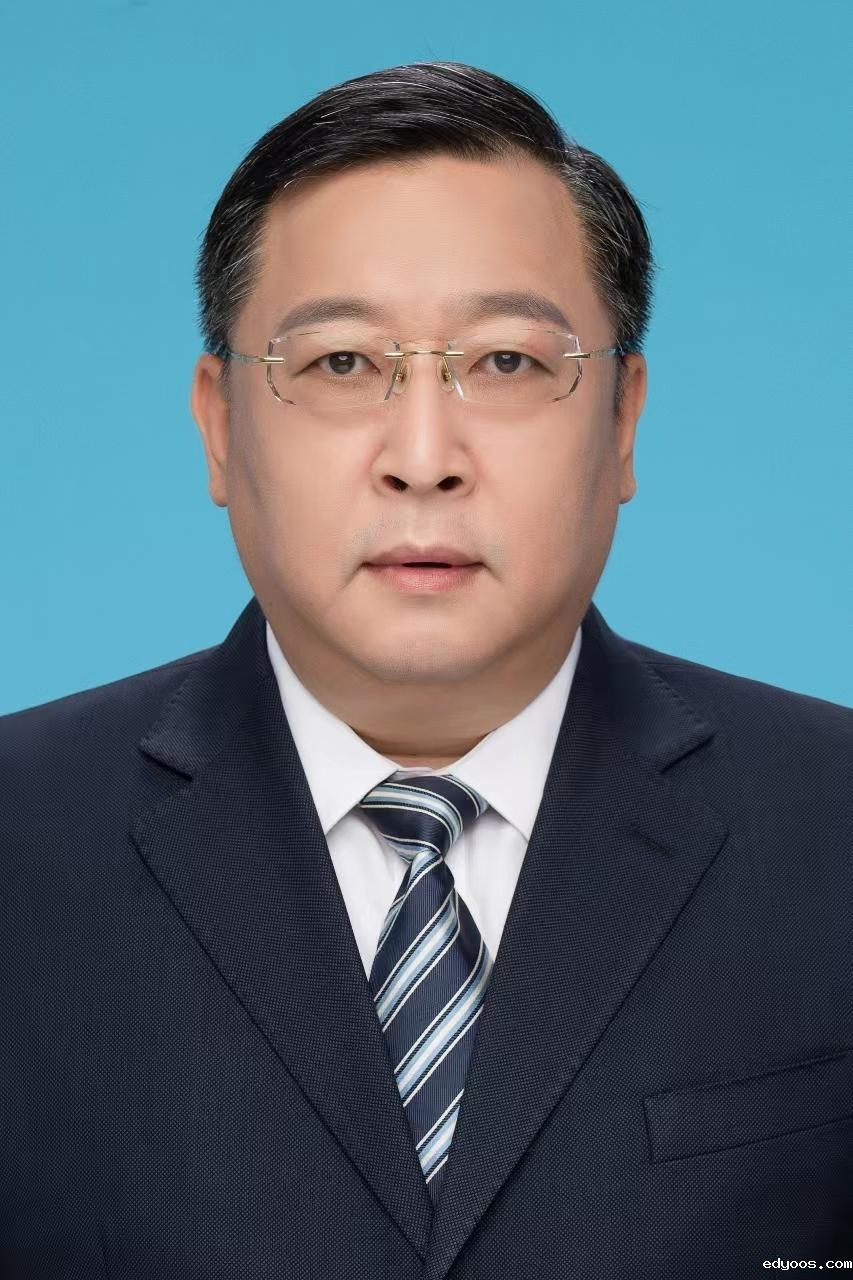 1、胡长青（党组书记、局长）.jpg